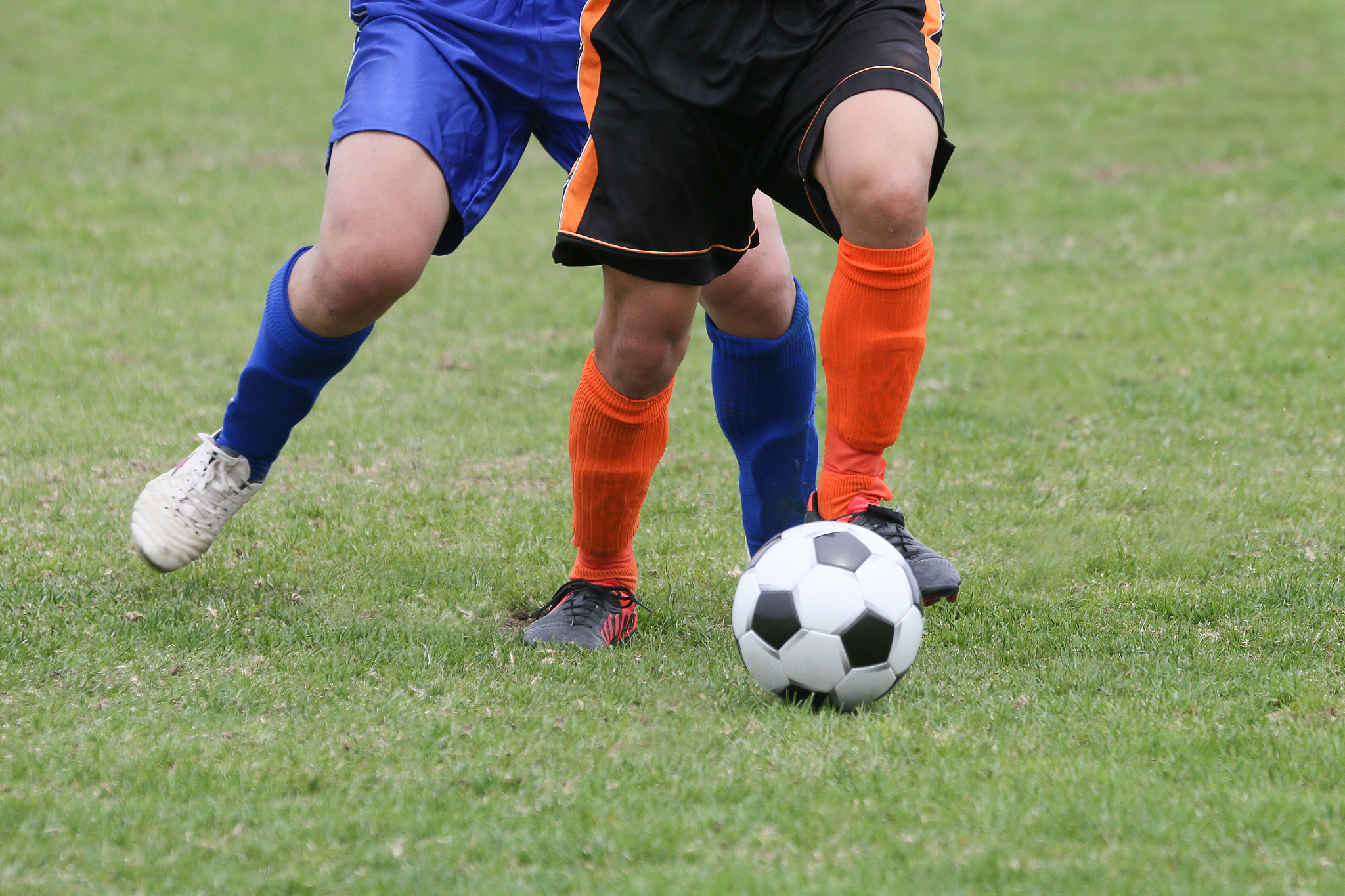  梅西在FPX比赛中回归赛场，大胜引发热议！-九游博彩